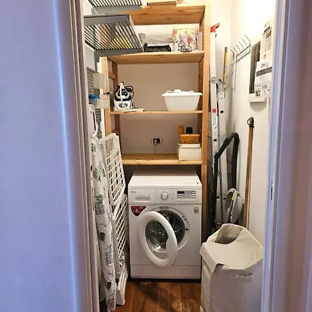 Downtown Apartment *